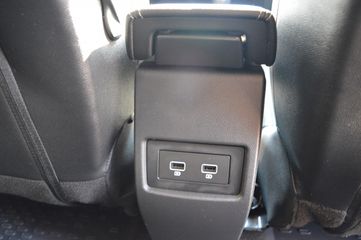 Voertuigafbeelding 12