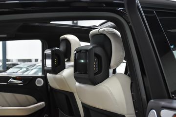 Voertuigafbeelding 12