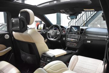 Voertuigafbeelding 5