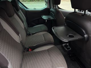 Voertuigafbeelding 14