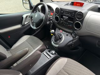 Voertuigafbeelding 4