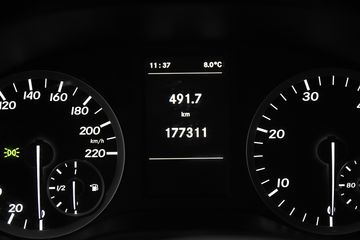 Voertuigafbeelding 9