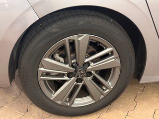 Voertuigafbeelding 10