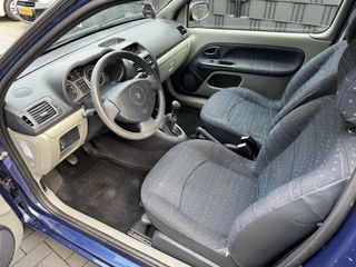 Voertuigafbeelding 8