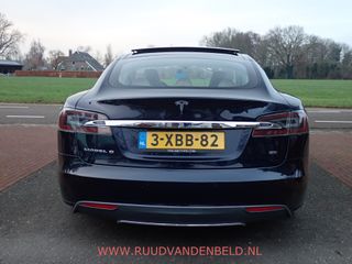 Voertuigafbeelding 23