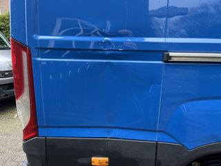 Voertuigafbeelding 6