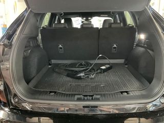 Voertuigafbeelding 8