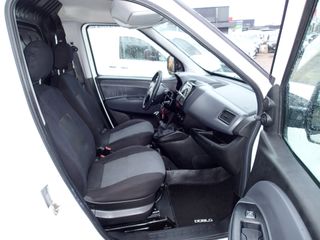 Voertuigafbeelding 13