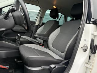 Voertuigafbeelding 3