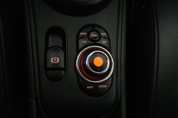 Voertuigafbeelding 18