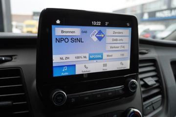 Voertuigafbeelding 9