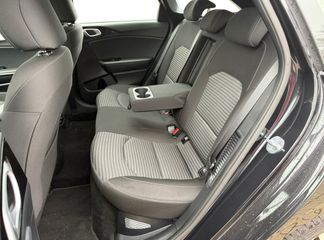 Voertuigafbeelding 12