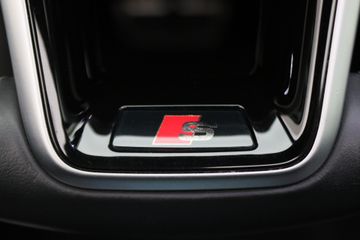 Voertuigafbeelding 44