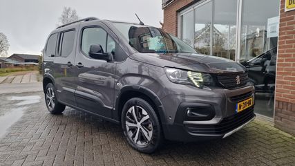 Voertuigafbeelding 6