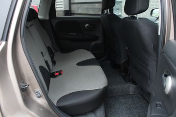 Voertuigafbeelding 10