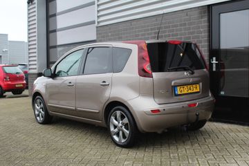 Voertuigafbeelding 6