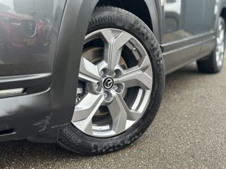 Voertuigafbeelding 8