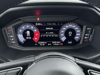 Voertuigafbeelding 9