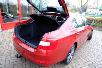 Voertuigafbeelding 9