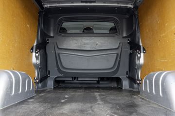 Voertuigafbeelding 9