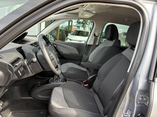 Voertuigafbeelding 11