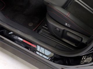 Voertuigafbeelding 9