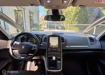 Voertuigafbeelding 8