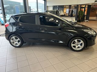 Voertuigafbeelding 4