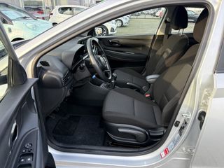 Voertuigafbeelding 8