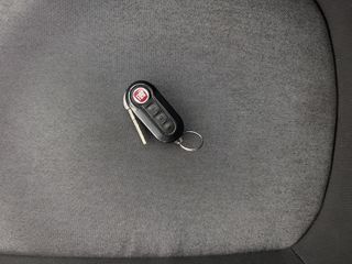 Voertuigafbeelding 26