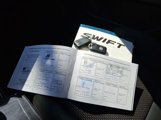 Voertuigafbeelding 12