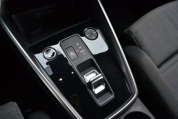 Voertuigafbeelding 30