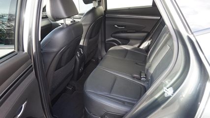 Voertuigafbeelding 12