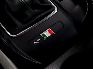 Voertuigafbeelding 35