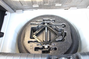 Voertuigafbeelding 25