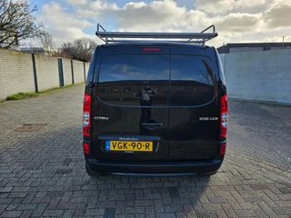 Voertuigafbeelding 3