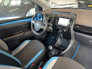 Voertuigafbeelding 18