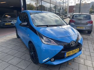 Voertuigafbeelding 3