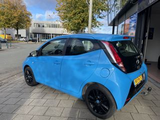 Voertuigafbeelding 6