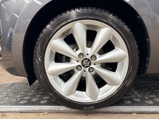 Voertuigafbeelding 16