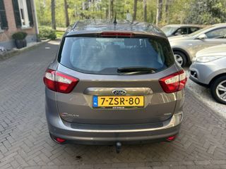 Voertuigafbeelding 12