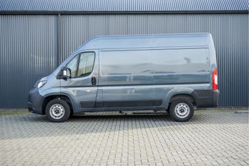 Voertuigafbeelding 4