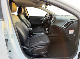 Voertuigafbeelding 17