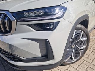 Voertuigafbeelding 6