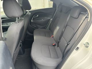 Voertuigafbeelding 21