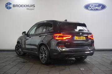 Voertuigafbeelding 3