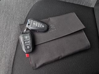 Voertuigafbeelding 32