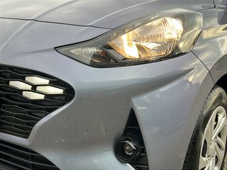 Voertuigafbeelding 8