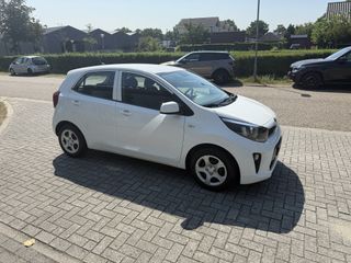 Voertuigafbeelding 4