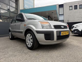 Voertuigafbeelding 3